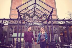 photo couple future maman en extérieur