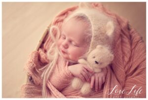 Photographe Bébé Nouveau-né Poissy 78
