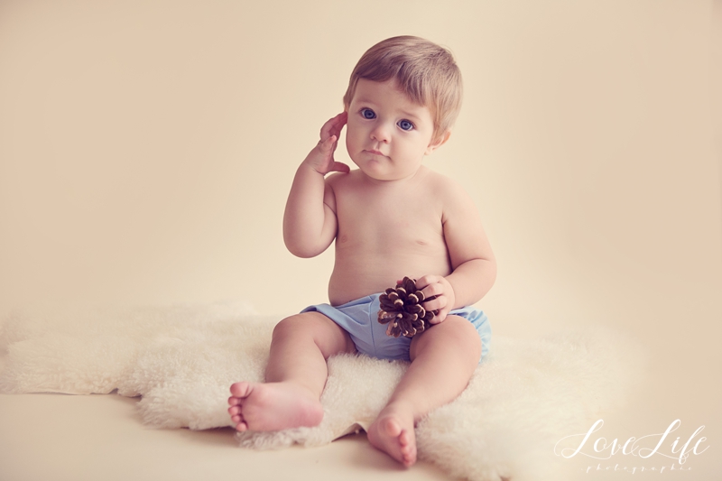 Photos bébé 8 mois en studio Poissy Yvelines