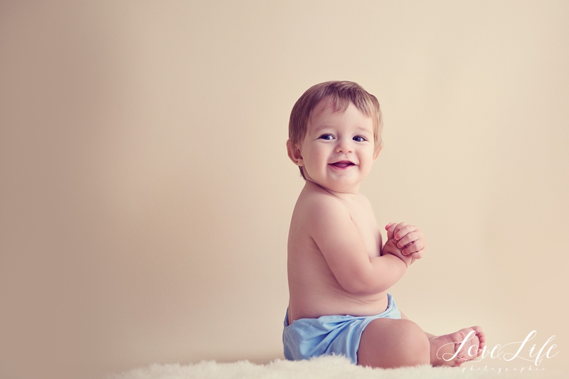Photos bébé 8 mois en studio Poissy Yvelines